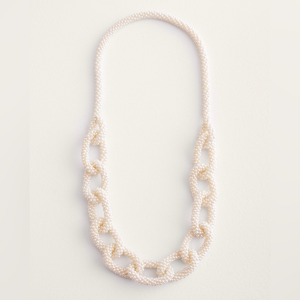 NWT - Chico’s Long Pearl-hued Single-Strand Lumi Necklace